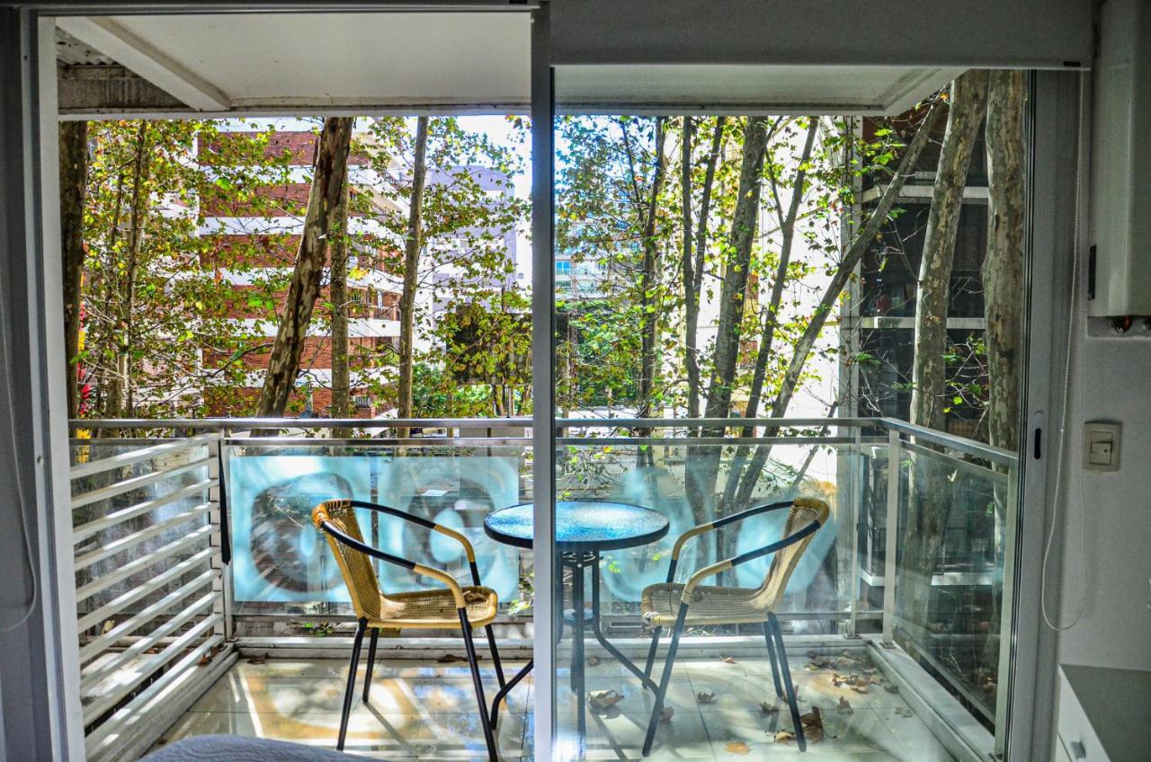 Monoambiente Super Amplio Y Comodo, Ideal Para Explorar La Ciudad Buenos Aires Kültér fotó